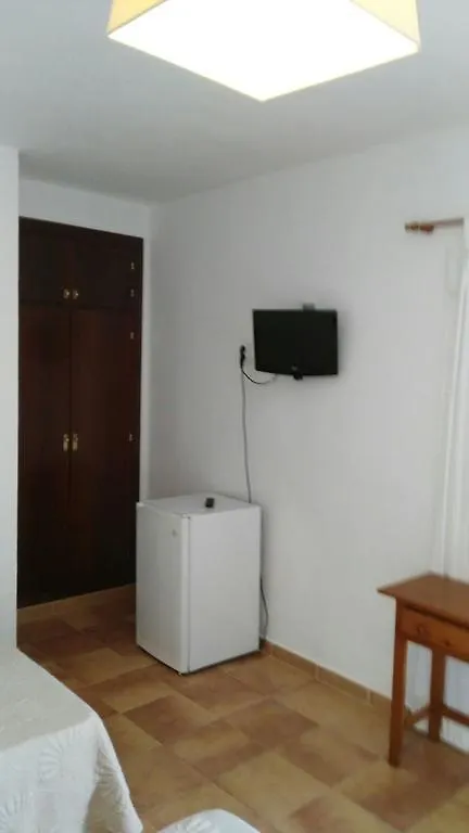 Hostal Las Parcelas كونيل ذي لا فرونتيرا